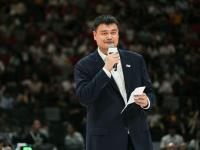 九游直播-篮球巨星迎来职业生涯新高峰